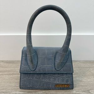 Jacquemus blue chaquito bag